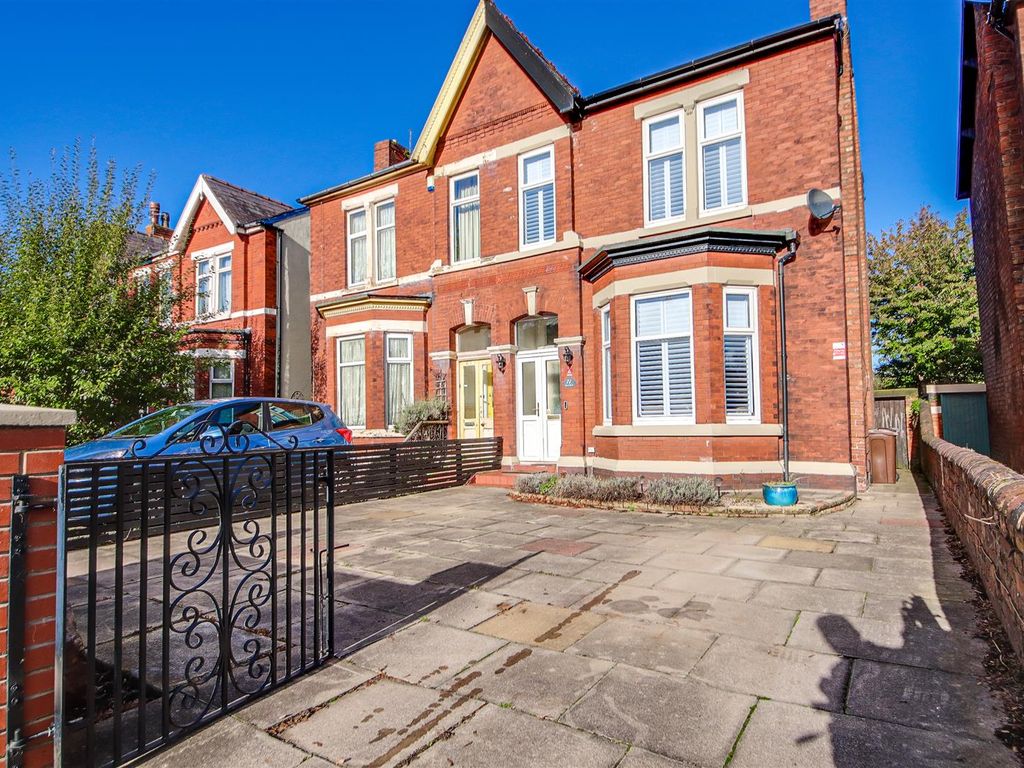 Forest Road, Southport PR8  