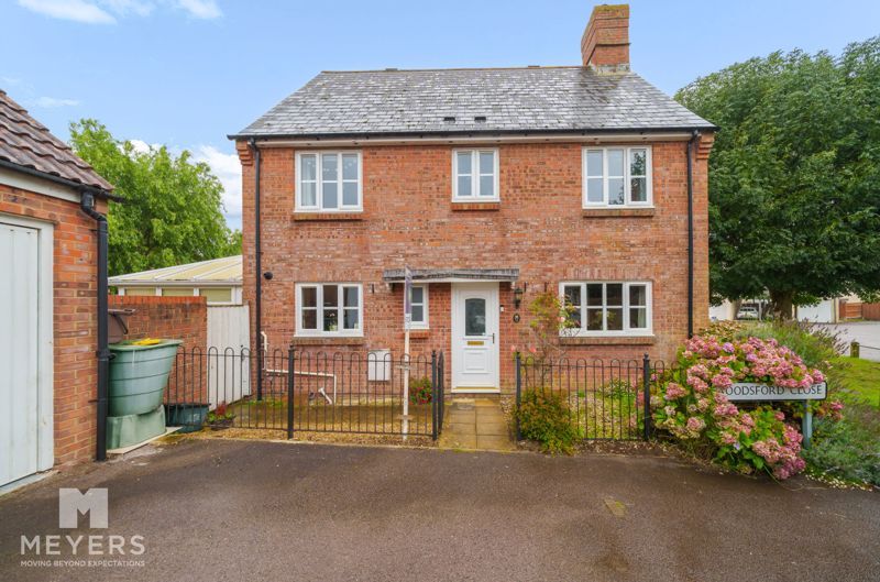 4 bed semidetached house for sale in Woodsford Close, Crossways DT2, £