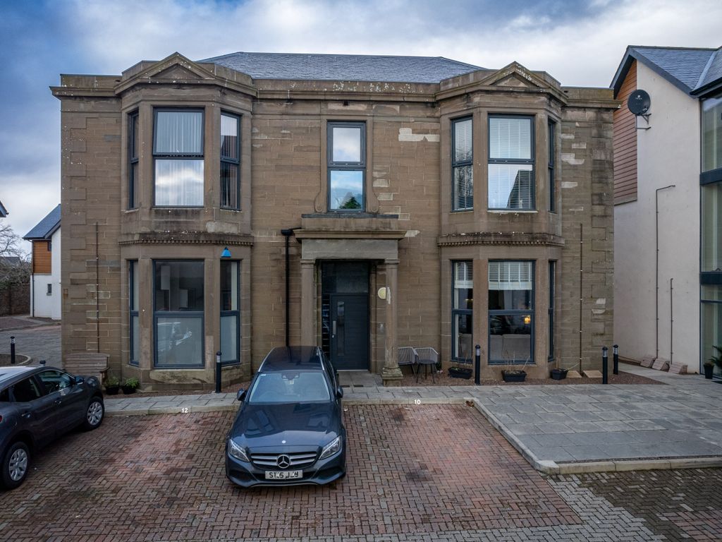 2 bed flat for sale in Viewfield Court, Arbroath DD11, £160,000 Zoopla