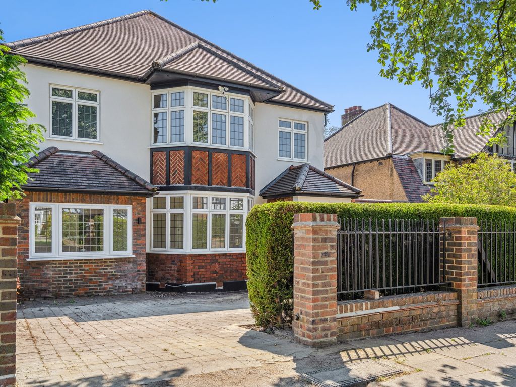 5 bed detached house for sale in Towers Road, Hatch End, Pinner HA5, £