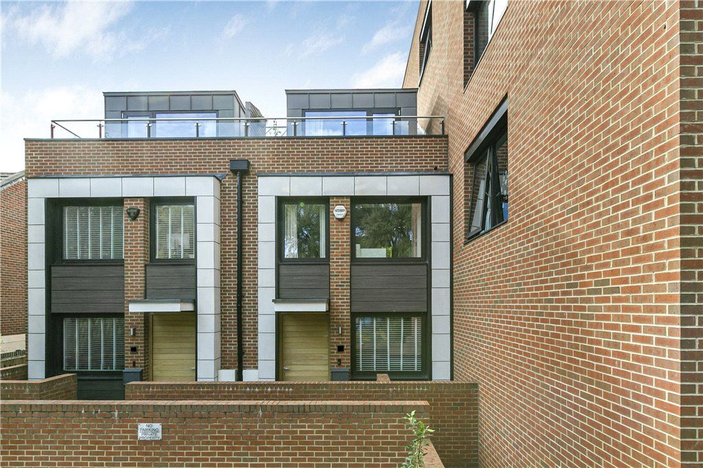 Riverdale Drive, London SW18