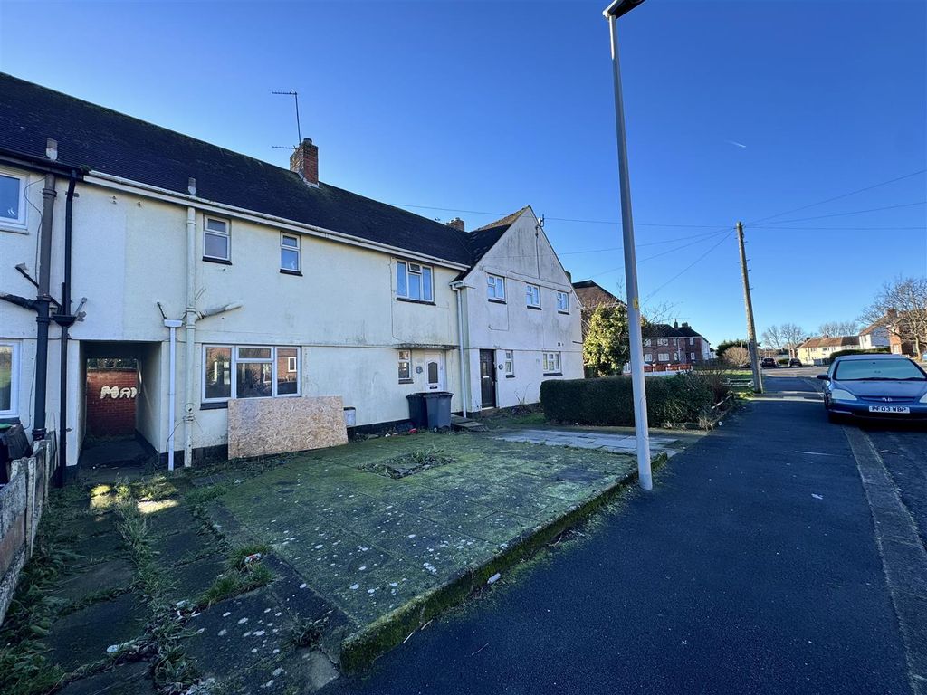 3 bed terraced house for sale in Draycot Avenue, Blackpool FY3, £75,000