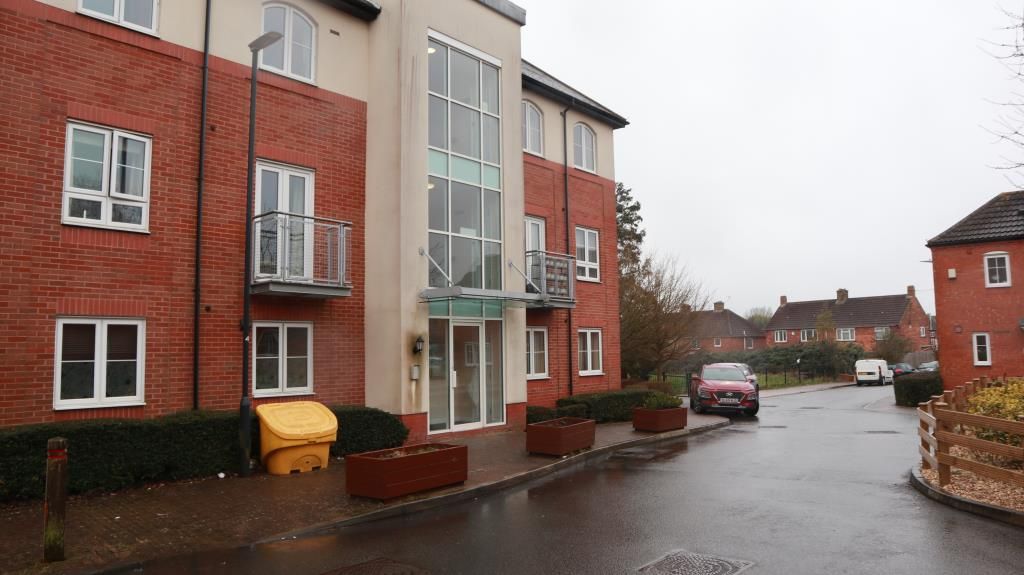 2 bed flat to rent in 6 Jarretts Road, Brentry, Bristol BS10, £1,295