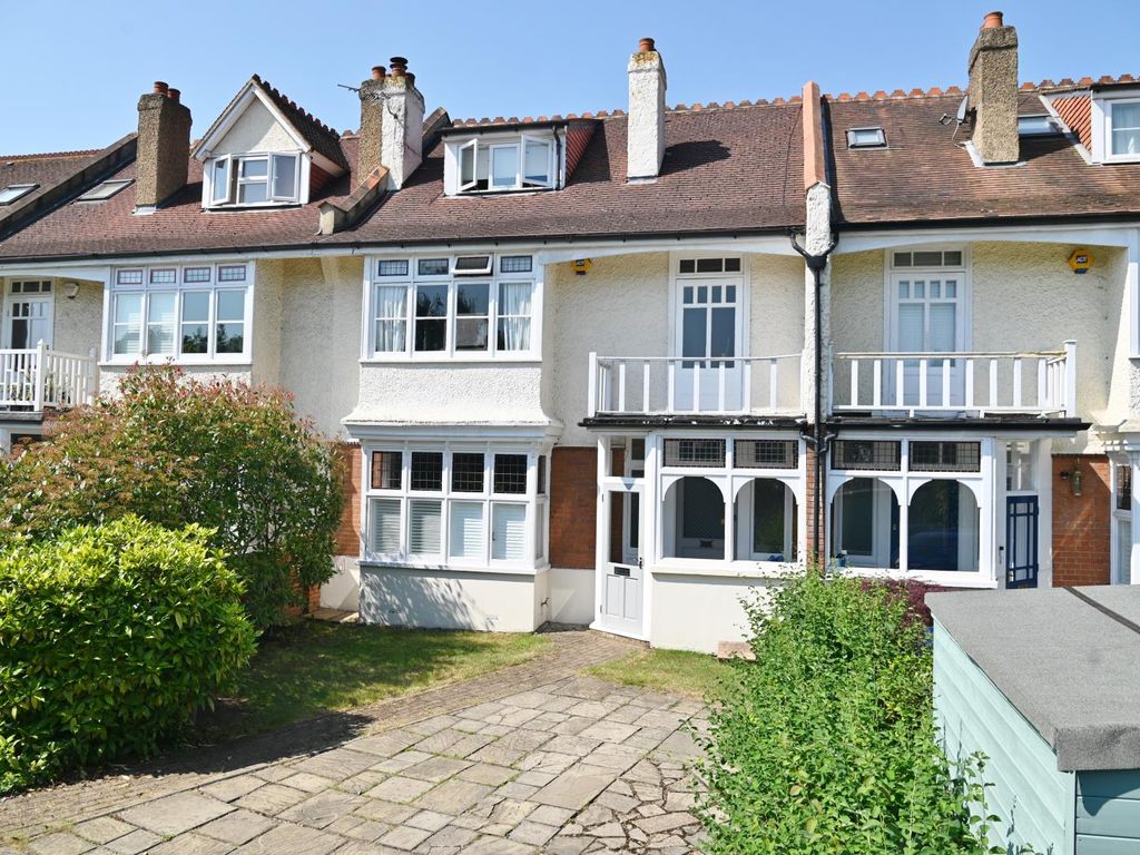 6 bed terraced house for sale in Elmers Drive, Teddington TW11 Zoopla