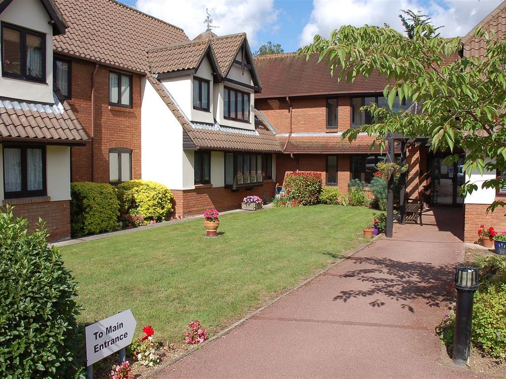 2 bed property for sale in Palmerston Lodge, High Street, Chelmsford