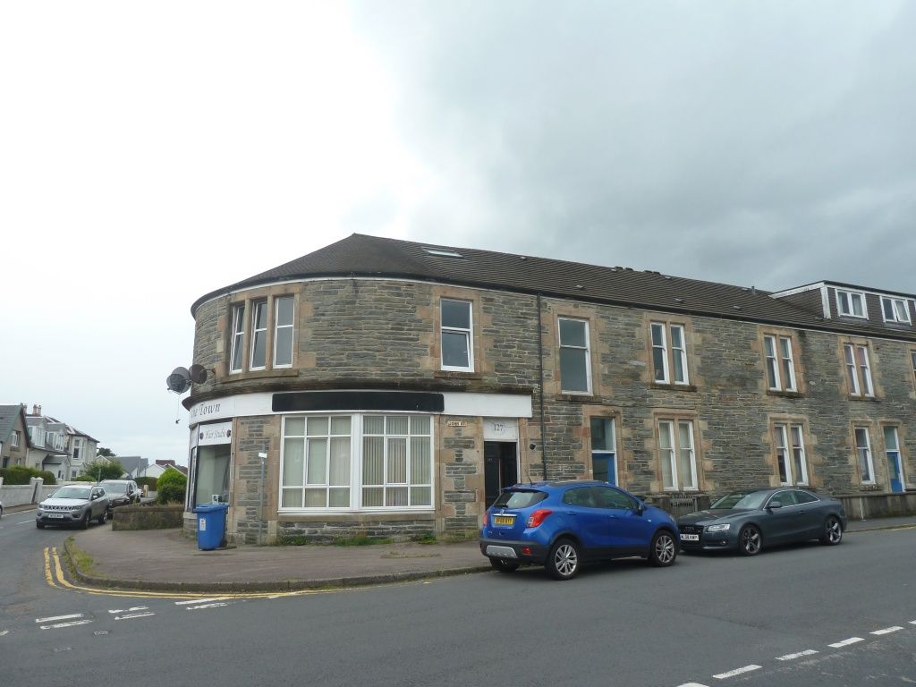 2 bed flat for sale in Flat 1/1 129 John Street, Dunoon PA23, £75,000