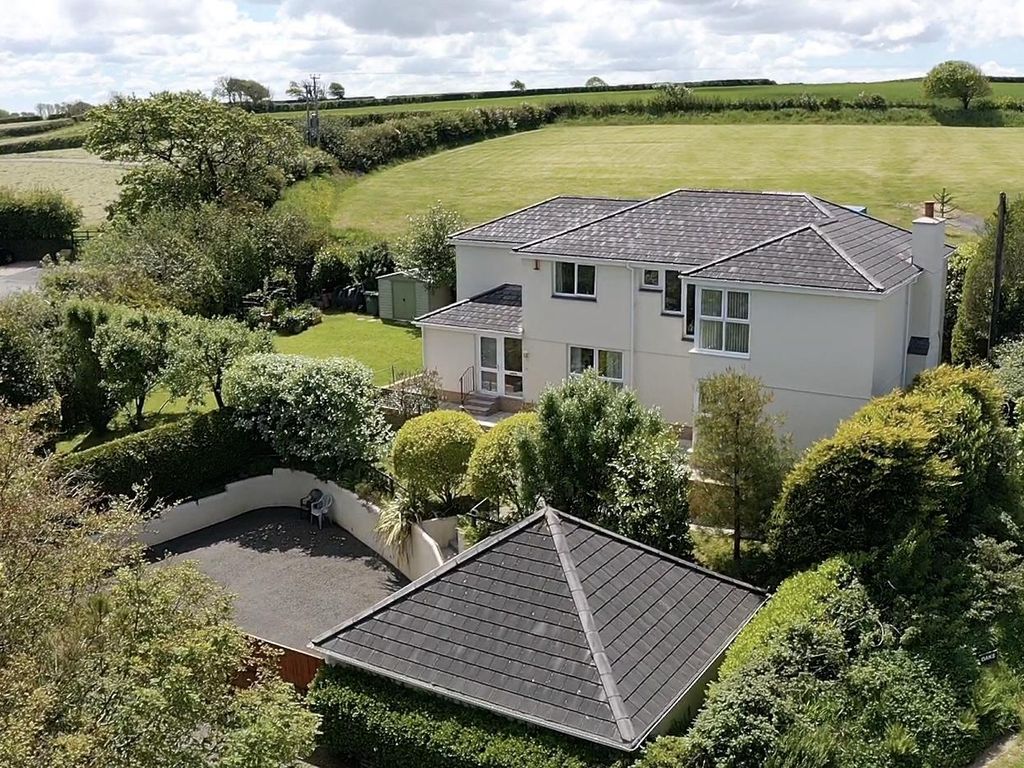 5 bed detached house to rent in Bucks Cross, Bideford EX39 Zoopla