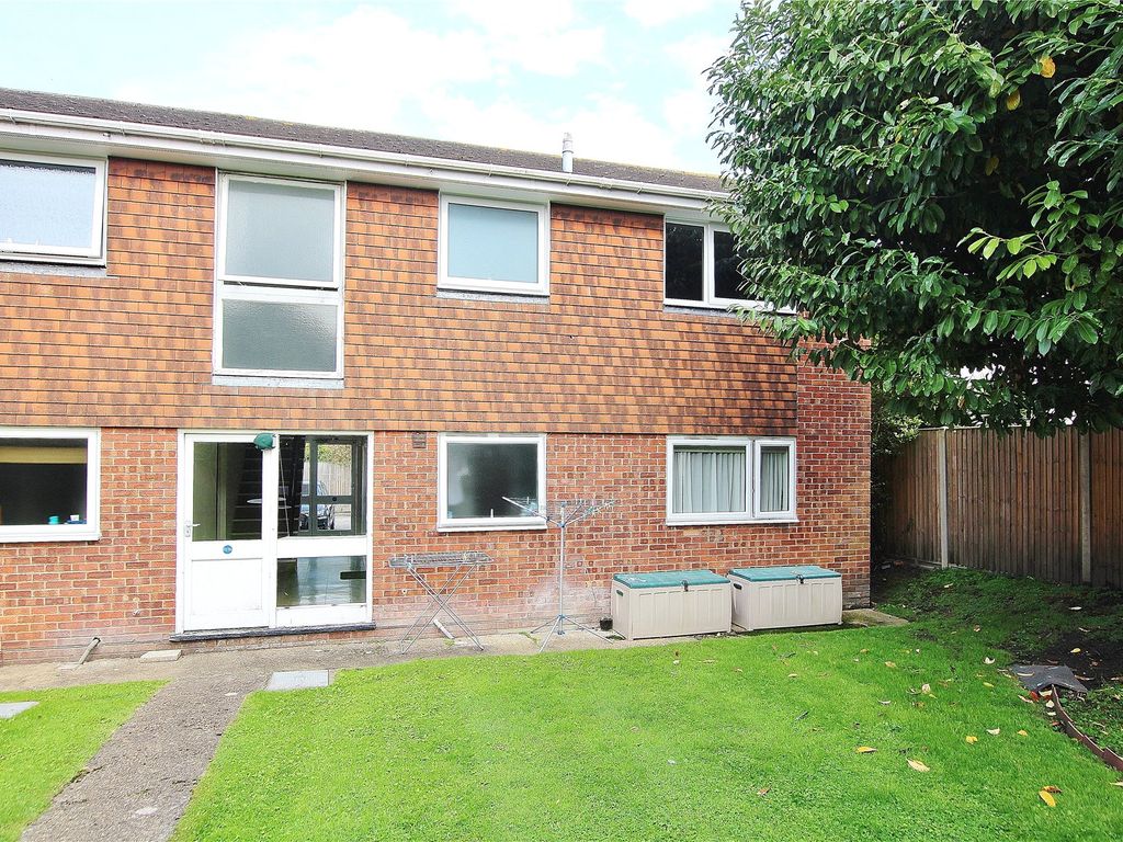 1 bed flat for sale in Knaphill, Woking, Surrey GU21 Zoopla