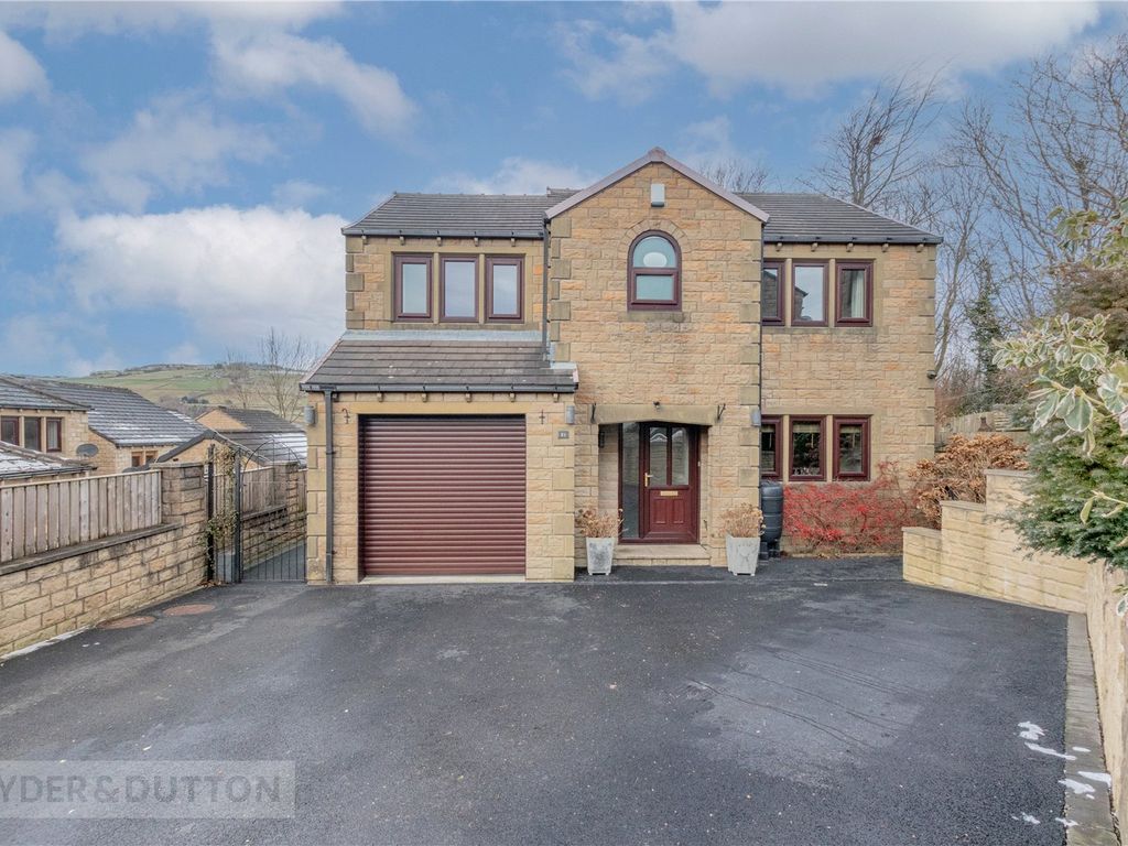 4 bed detached house for sale in Pennine Gardens, Linthwaite