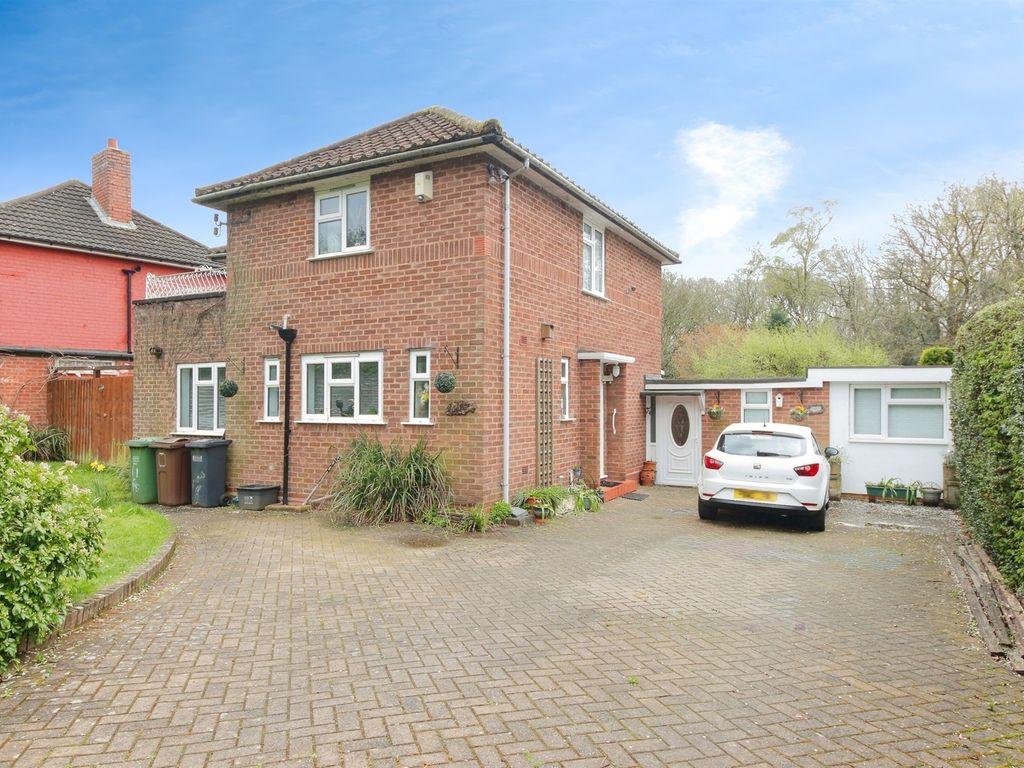 4 bed detached house for sale in Olton Road, Shirley, Solihull B90, £