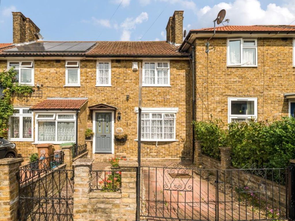 3 bed property to rent in Peterborough Road, Carshalton SM5, £2,000 pcm Zoopla