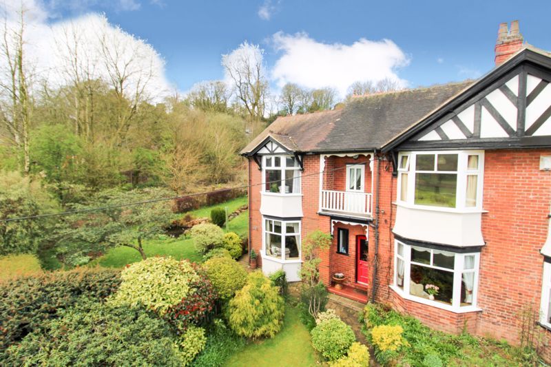 5 bed semidetached house for sale in Brook Lane, Endon Village