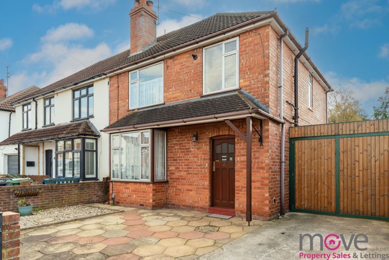 4 bed semidetached house for sale in Kingscroft Road, Hucclecote GL3