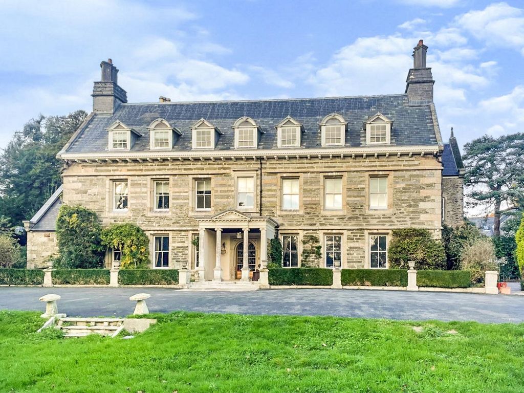 31 Conqueror Drive, Plymouth PL5  