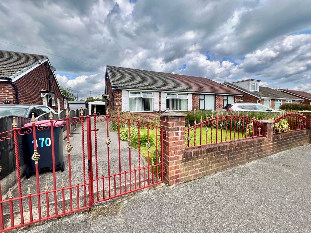 2 bed semidetached bungalow for sale in Mossfield Road, Swinton M27, £