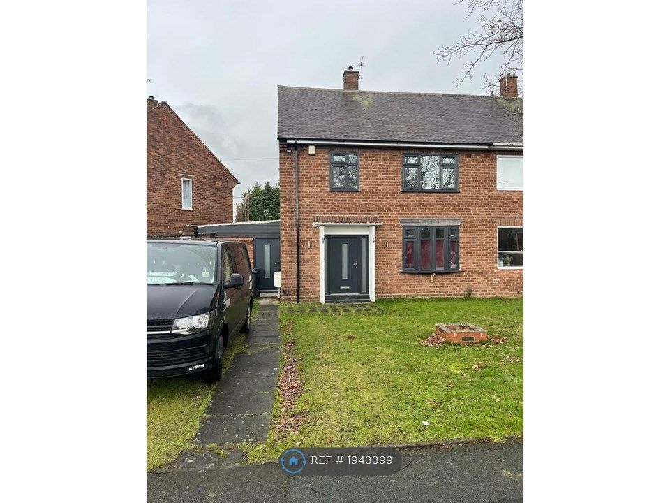 3 bed semidetached house to rent in Cromwell Road, Wolverhampton WV10
