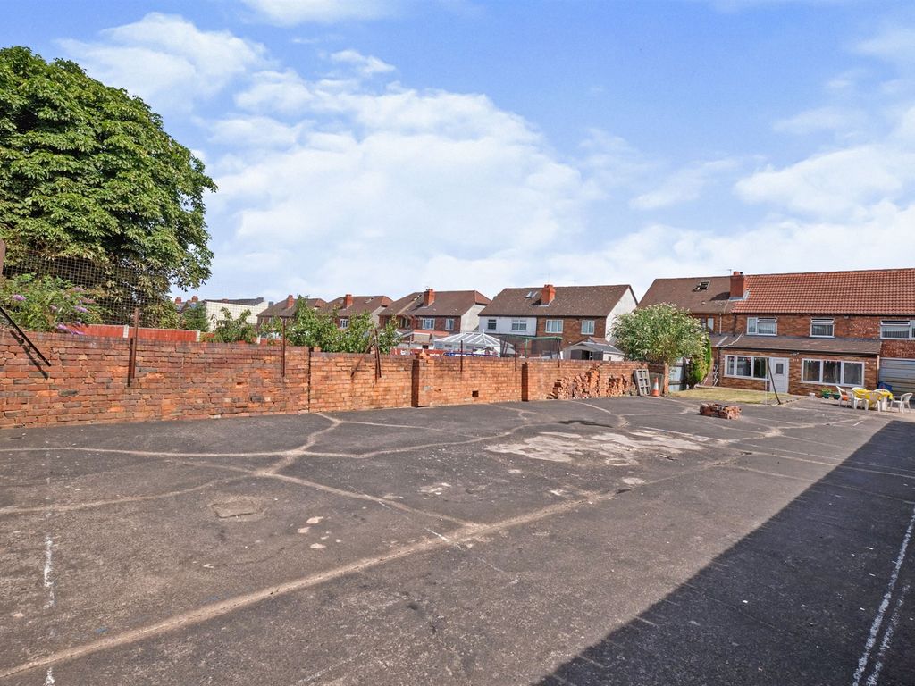 5 bed semidetached house for sale in Anthony Road, Alum Rock