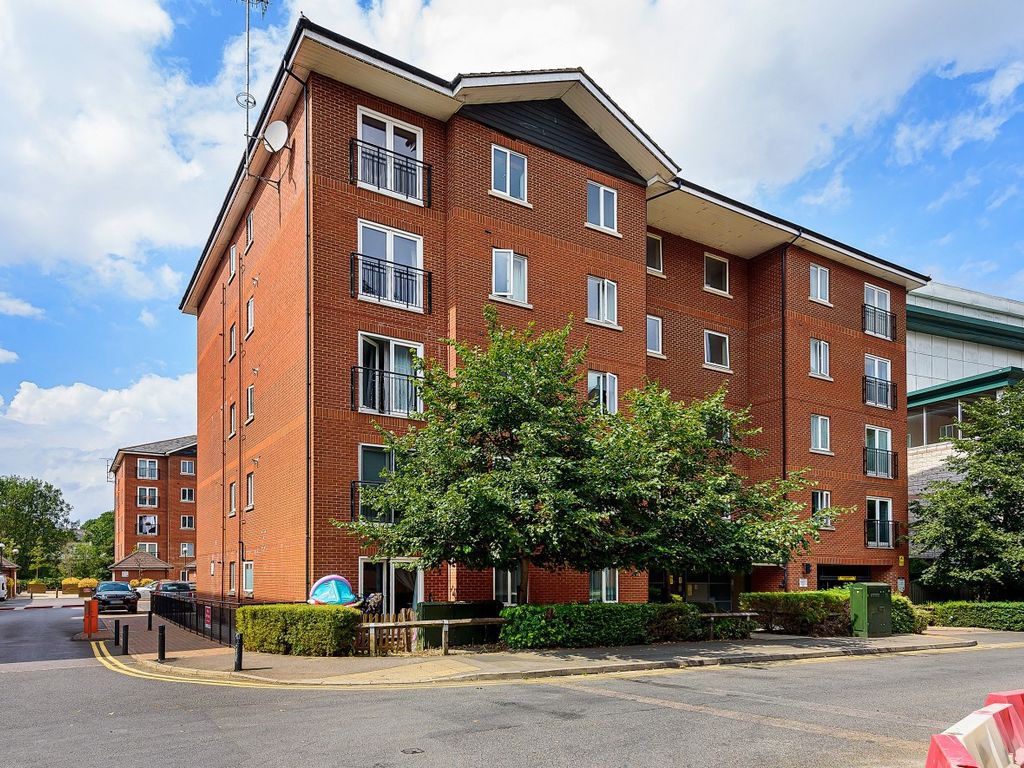 1 bed flat for sale in Eider Court, John Dyde Close, Stortford