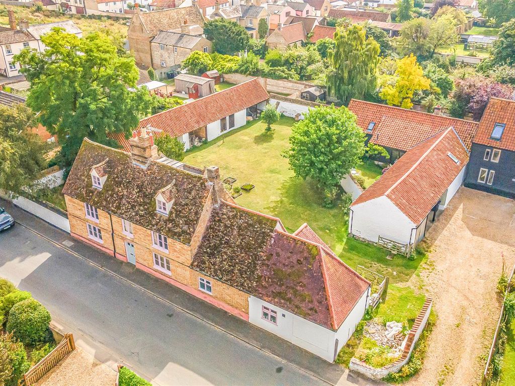 5 bed detached house for sale in West Street, Isleham, Ely CB7, £