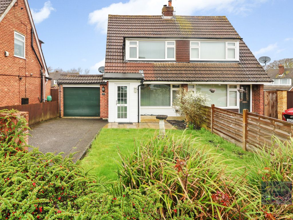 2 bed semidetached house for sale in Holmwood Road, Ashford TN23, £