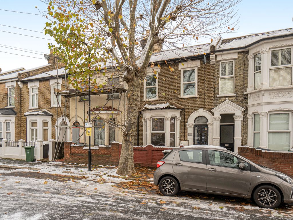 Steele Road, Leytonstone, London E11  