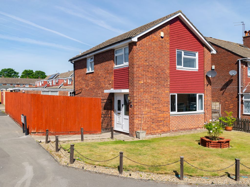 3 bed detached house for sale in Hathaway Drive, Leeds LS14 Zoopla