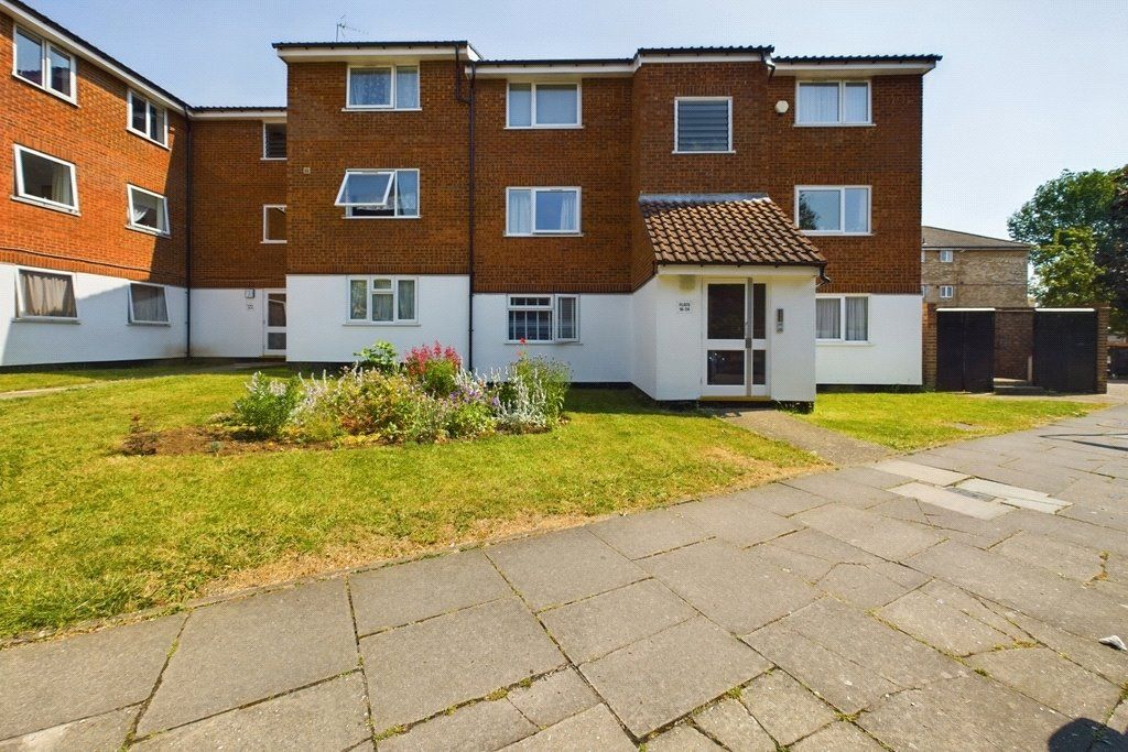 2 bed flat for sale in Makepeace Road, Northolt UB5 Zoopla