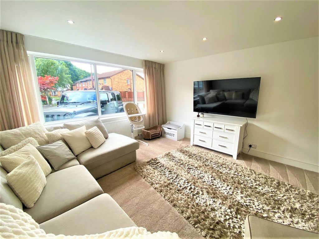 3 bed semidetached house for sale in Worsley Road, Eccles M30 Zoopla