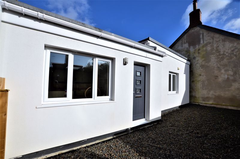 1 bed flat to rent in The Vault, Barclays House, Lostwithiel PL22 Zoopla