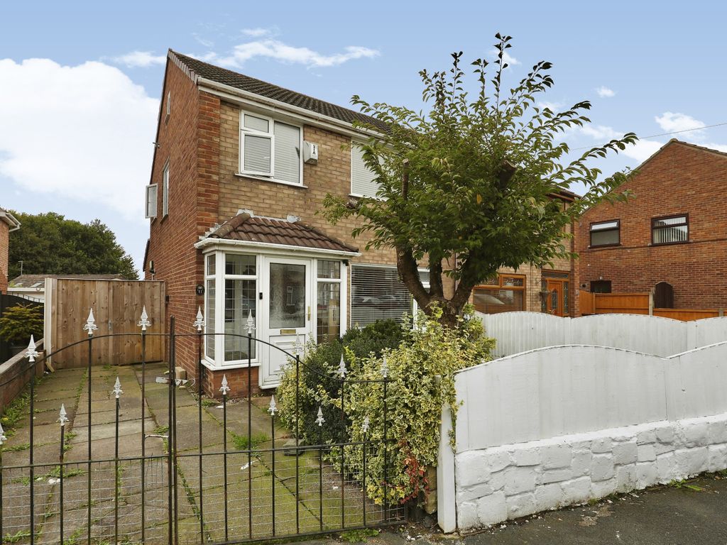 3 bed semidetached house for sale in Rosley Road, Hawkley Hall, Wigan