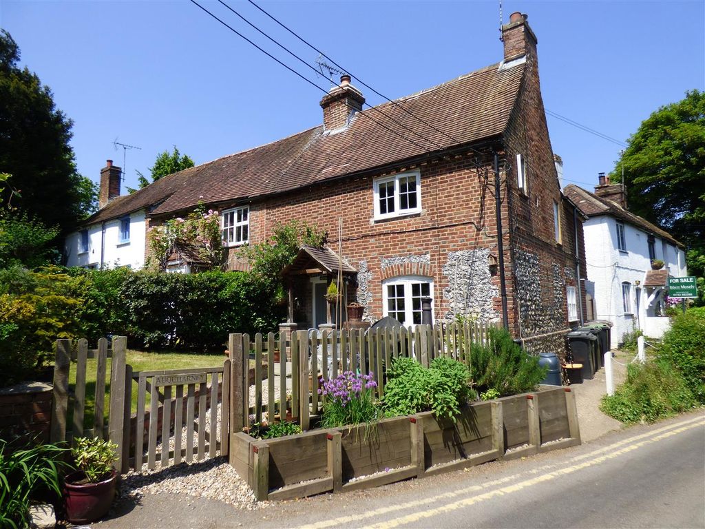 2 bed property for sale in Plaxdale Green Road, Stansted, Sevenoaks