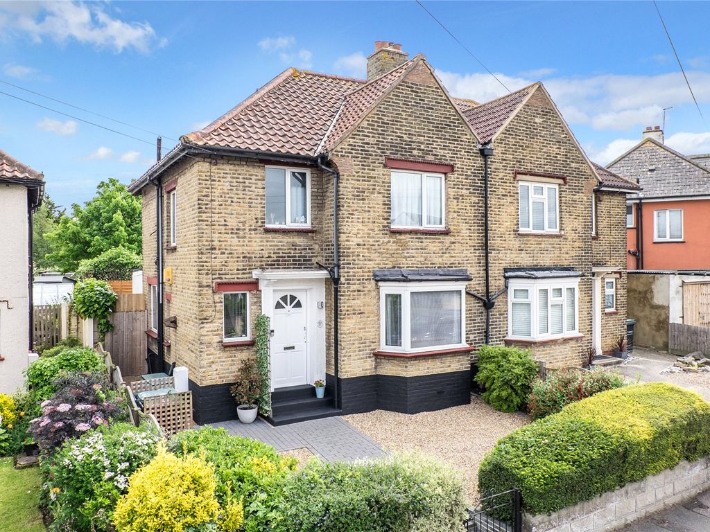 3 bed semidetached house for sale in Kitchener Avenue, Gravesend, Kent