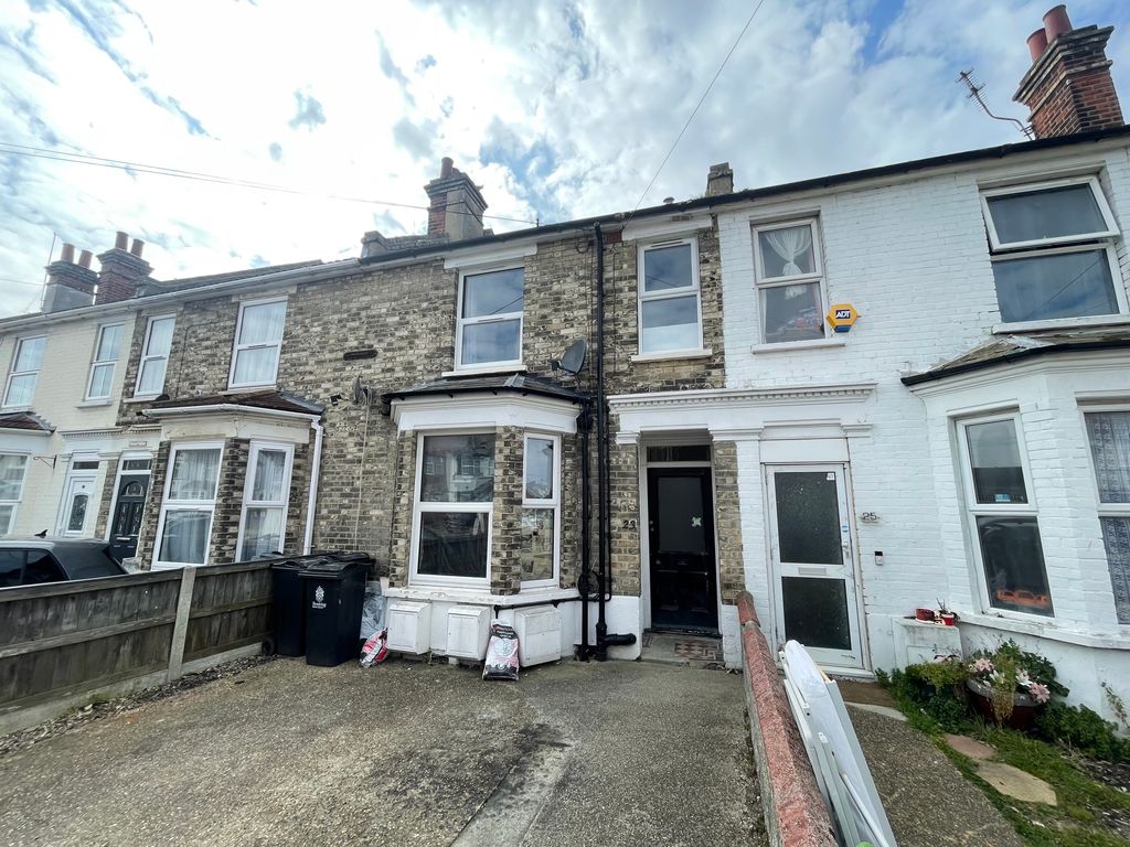 1 bed flat to rent in Hayes Road, ClactonOnSea CO15 Zoopla