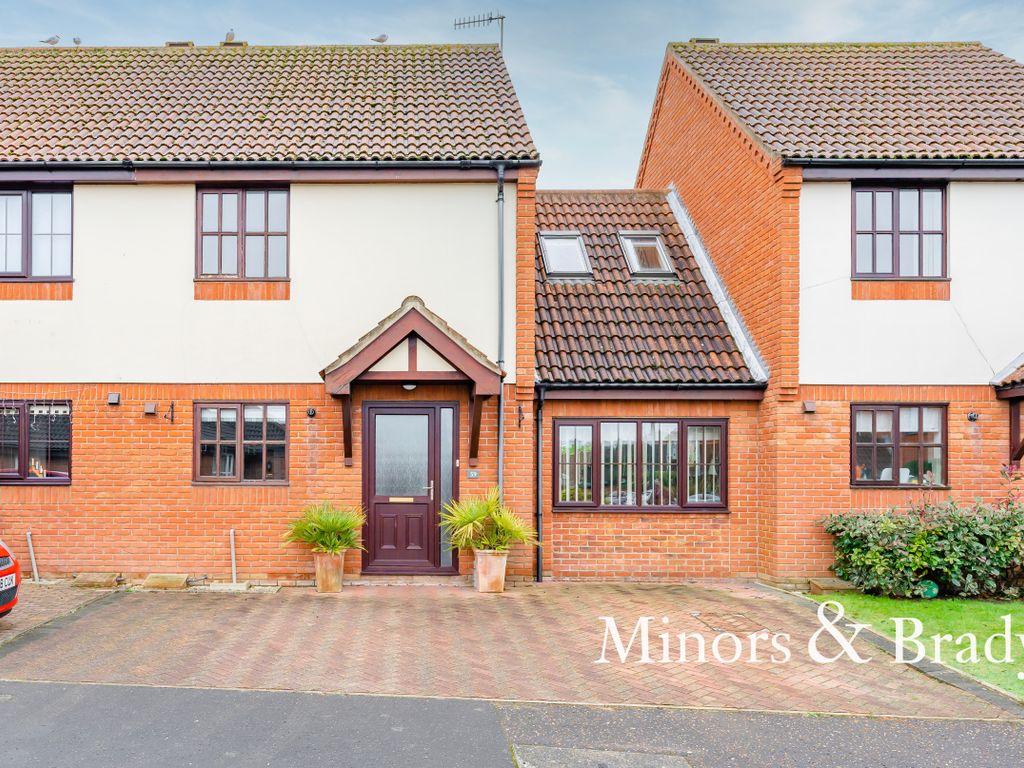 3 bed linkdetached house for sale in Seaview Crescent, Sheringham NR26