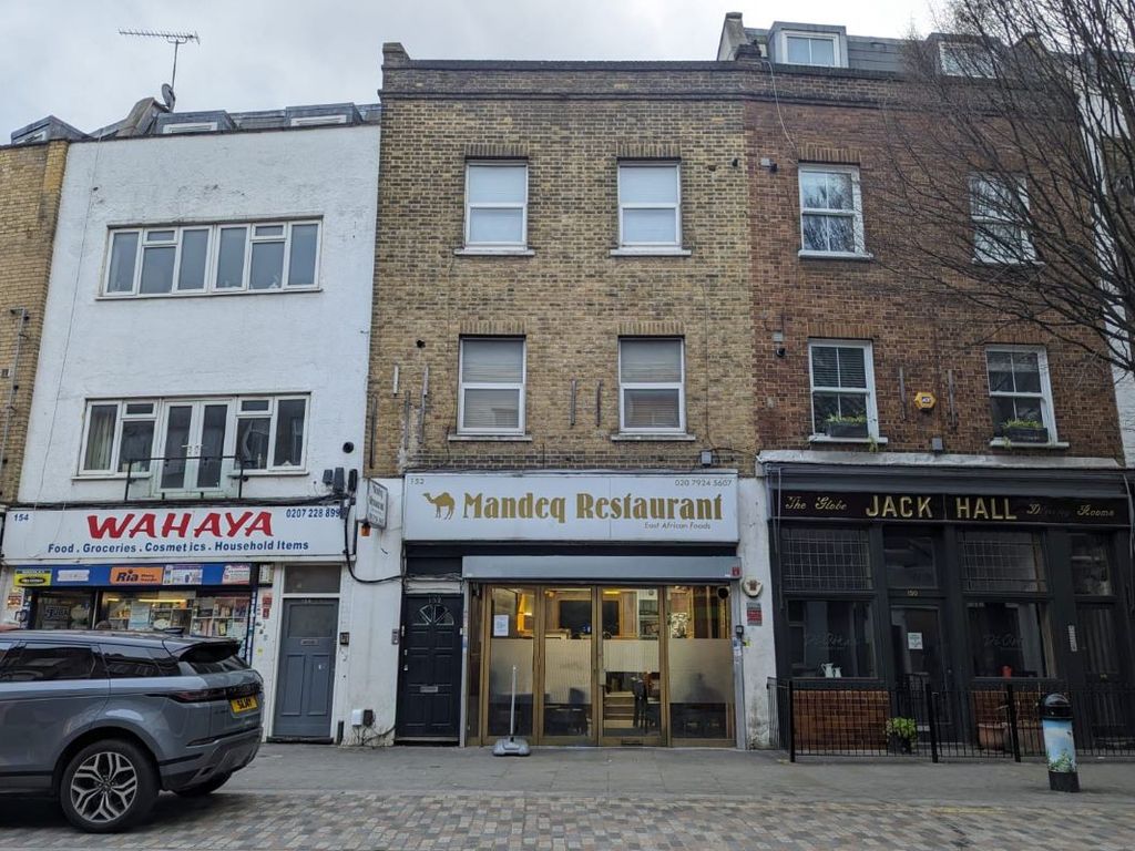 1 bed flat for sale in Flat B, 152 Battersea High Street, Wandsworth