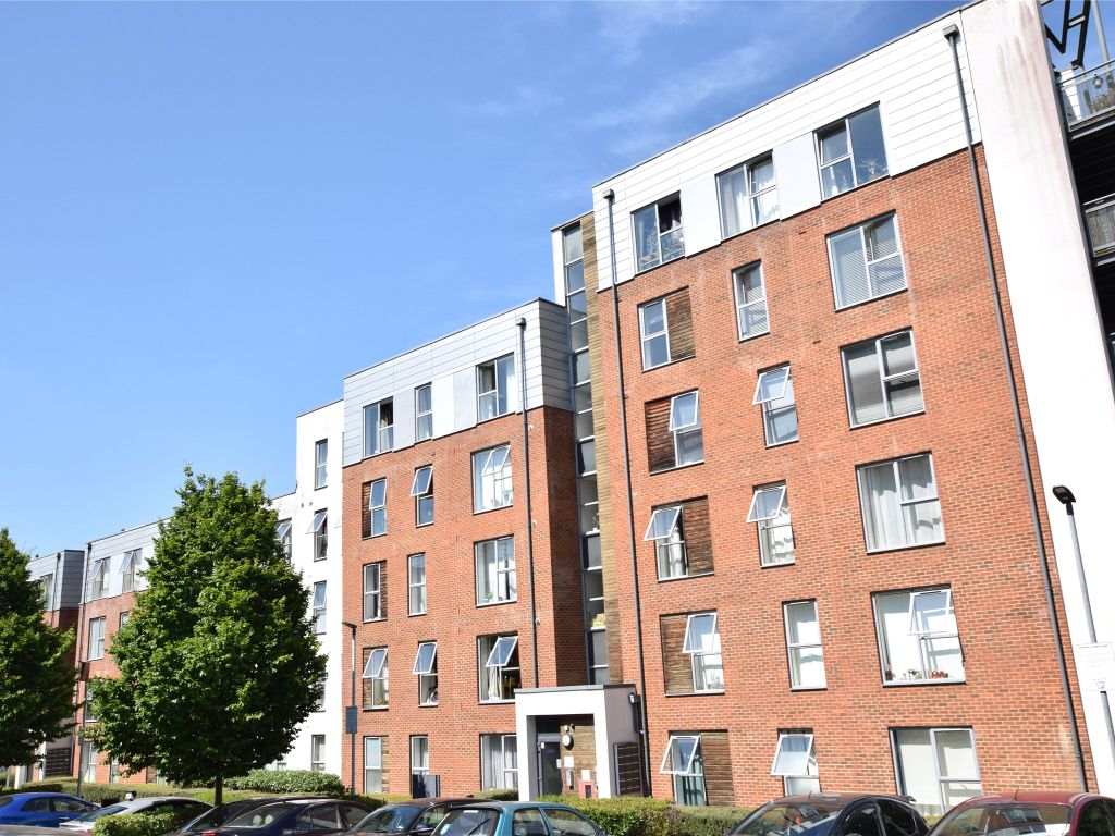 2 bed flat to rent in Medway Drive, Tunbridge Wells, Kent TN1 Zoopla
