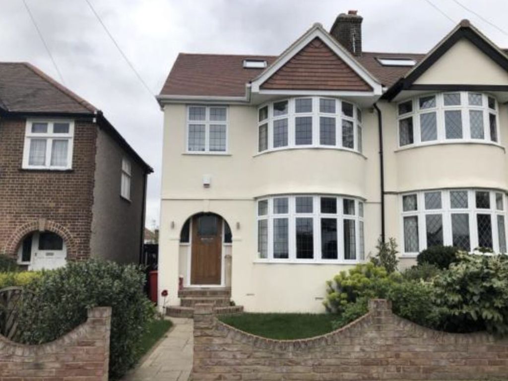 4 bed end terrace house for sale in Hill Close, Chislehurst BR7 Zoopla