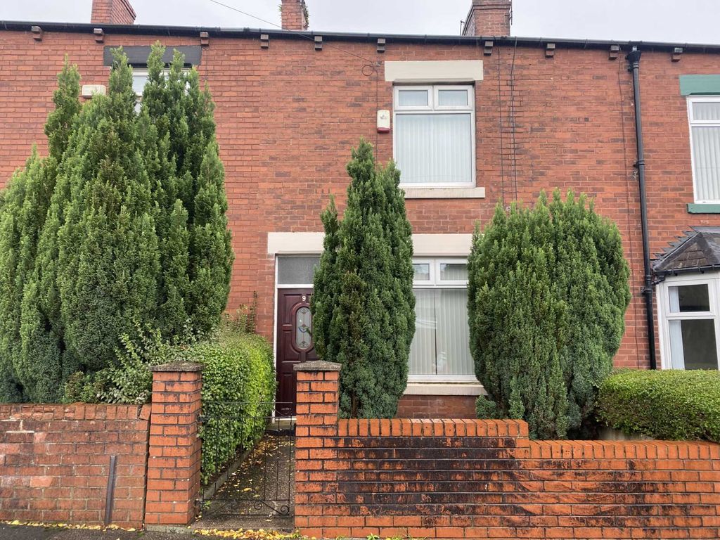 2 bed terraced house to rent in Melling Avenue, Chadderton OL9 Zoopla