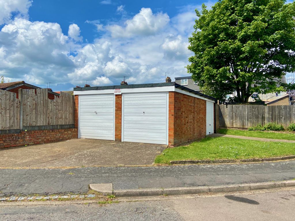 Industrial for sale in 3X Lock Up Garages, St Bernard’S Close, Luton, Bedfordshire LU3 Zoopla