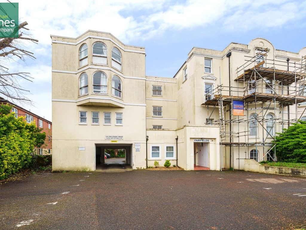 1-bed-flat-to-rent-in-broadwater-road-worthing-west-sussex-bn14-900