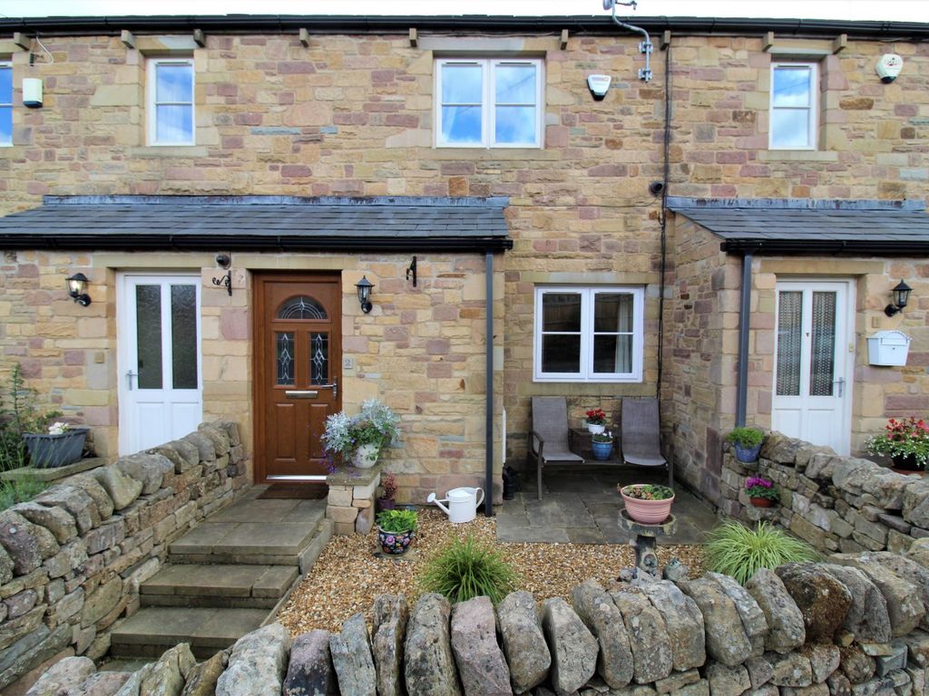 3 bed terraced house to rent in High Lane, Foulridge, Colne, Lancashire