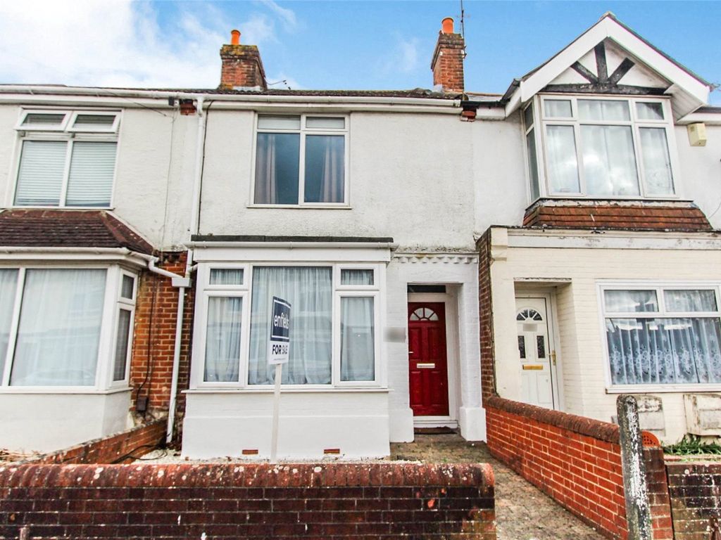 3 bed terraced house for sale in Chamberlayne Road, Eastleigh