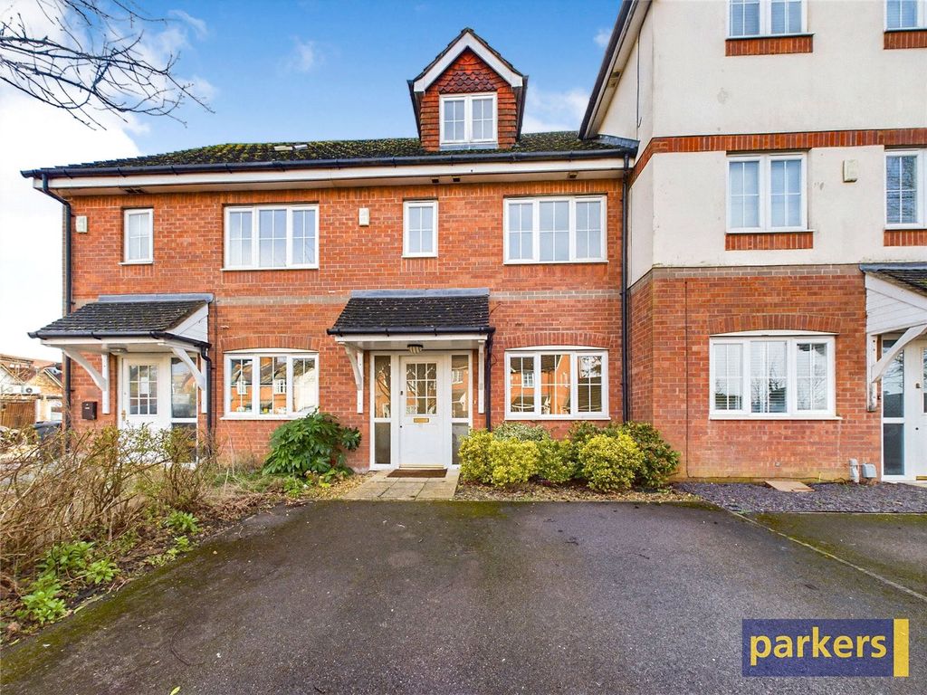 4 bed town house for sale in Whitley Park Lane, Reading, Berkshire RG2
