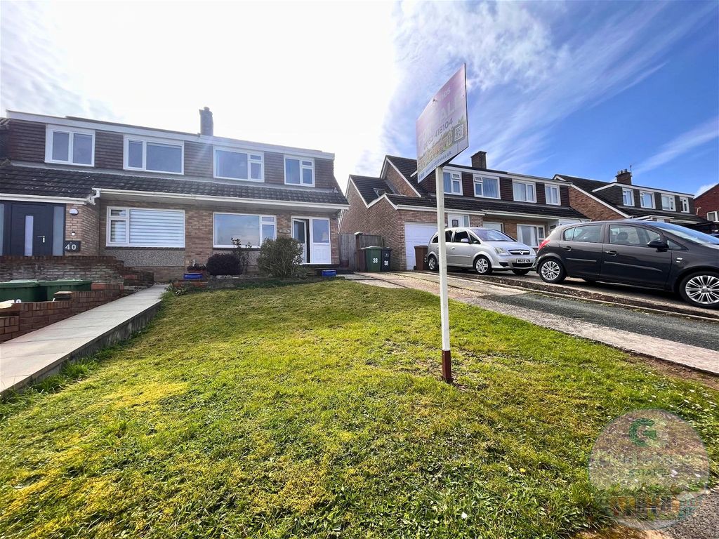 3 bed semidetached house for sale in Pollard Close, Hooe, Plymstock