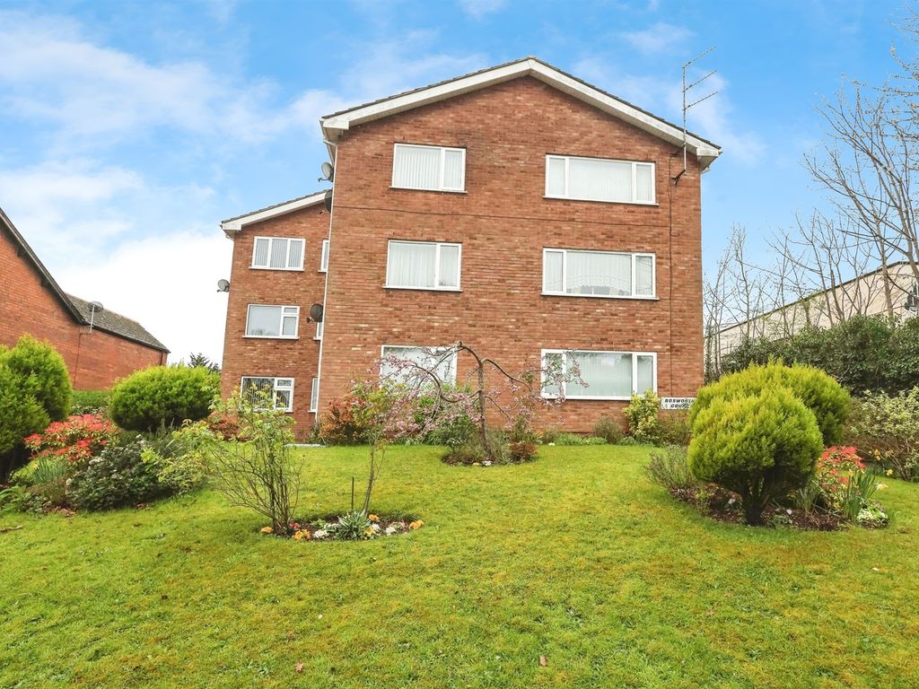 2 bed flat for sale in Coventry Road, Sheldon, Birmingham B26, £125,000
