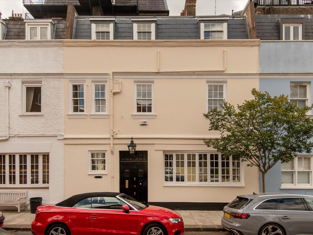 Dilke Street, London SW3.  