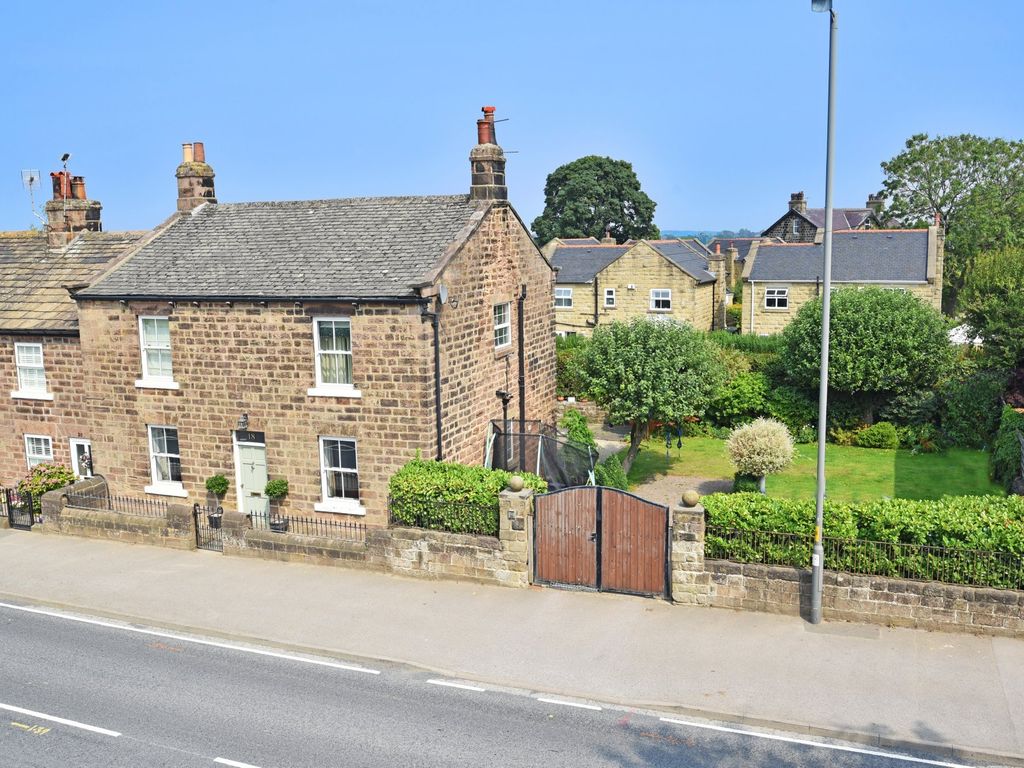 4 bed semidetached house for sale in Ripon Road, Killinghall
