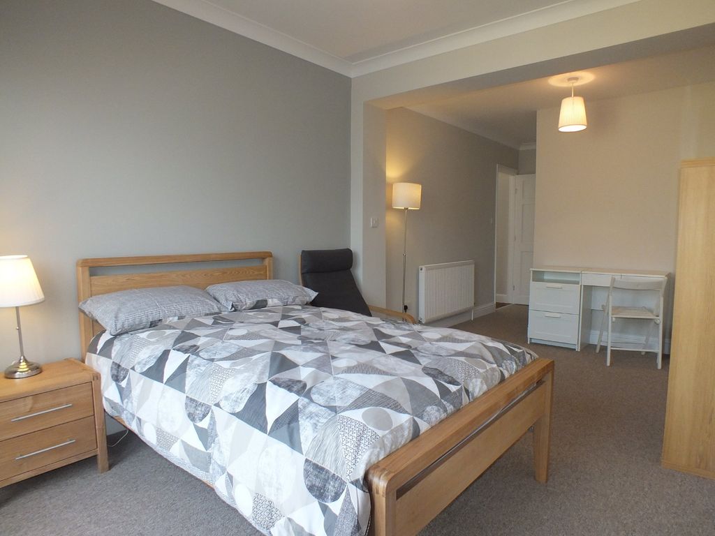 Room to rent in Chiltern Crescent, Earley, Reading RG6 Zoopla