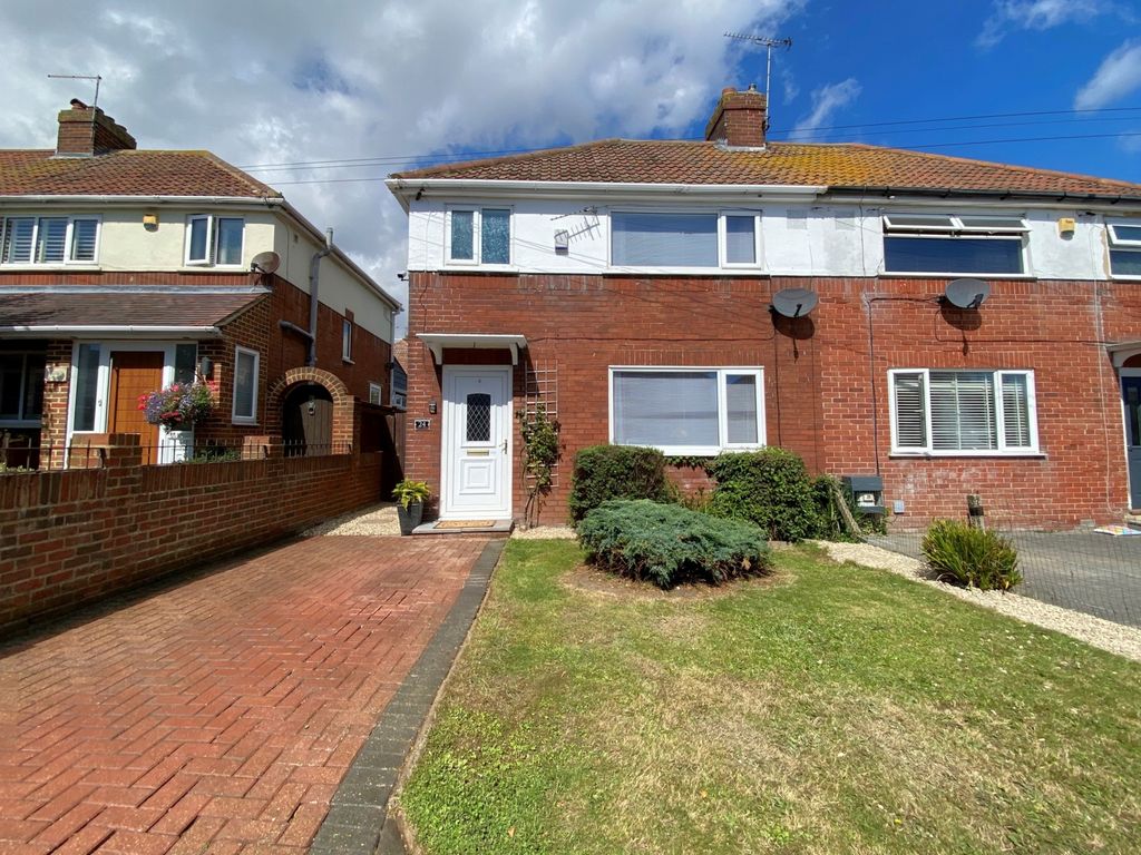 3 bed semidetached house for sale in Cavell Square, Deal CT14, £