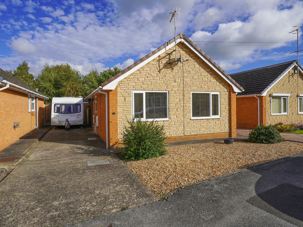 2 bed detached bungalow for sale in Rhodesia Road, Chesterfield S40